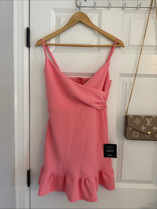 Lulus Dresses & Skirts - Lulu's Coral Pink Ruffle-Hem Spaghetti Strap Mini Dress with tags